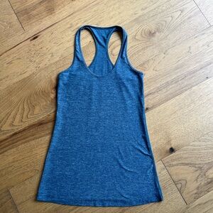 Lululemon Cool Racerback Blue Heather Size 6 EUC